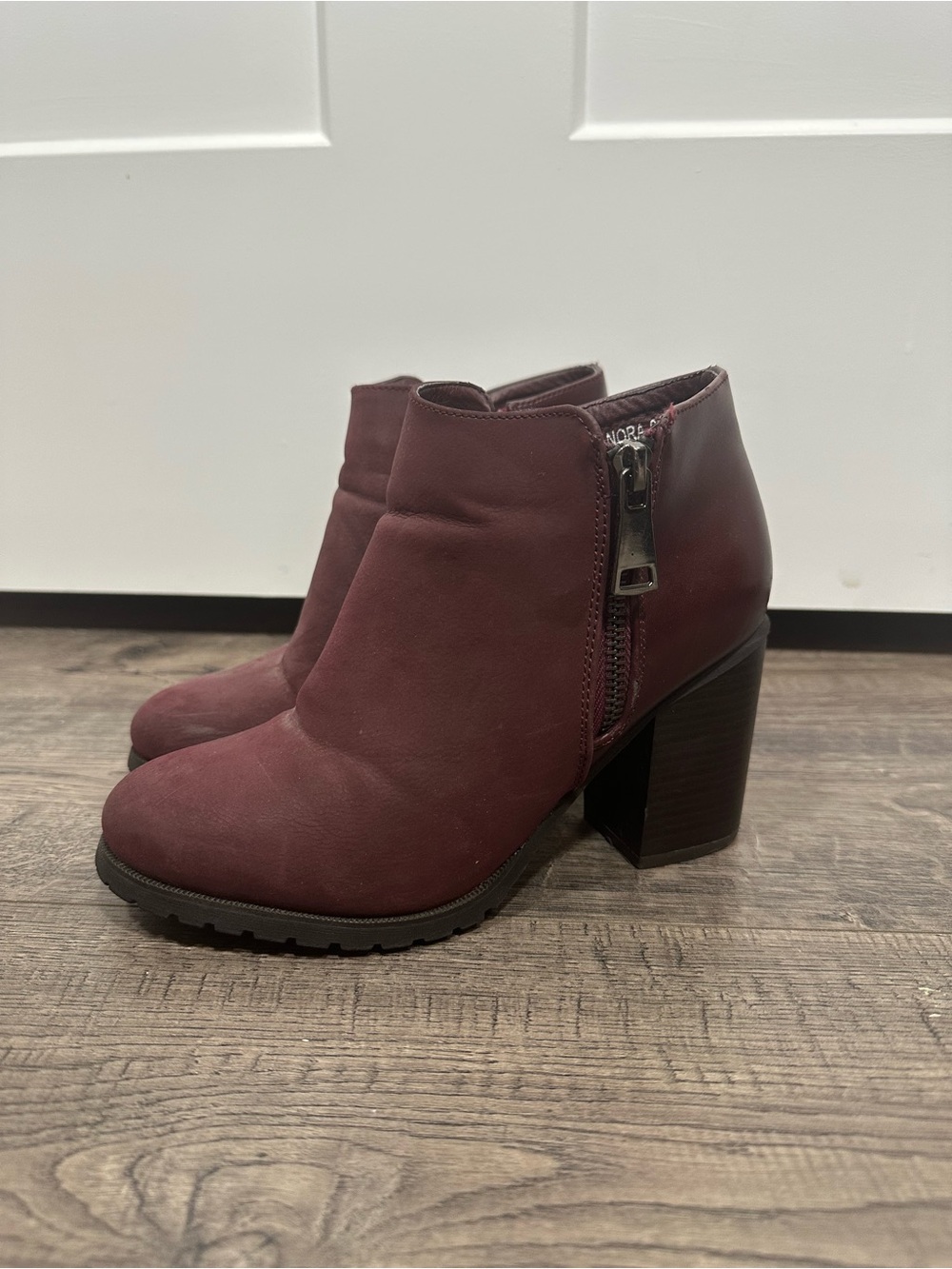 Pinky Wine Red Block Heel Ankle Booties